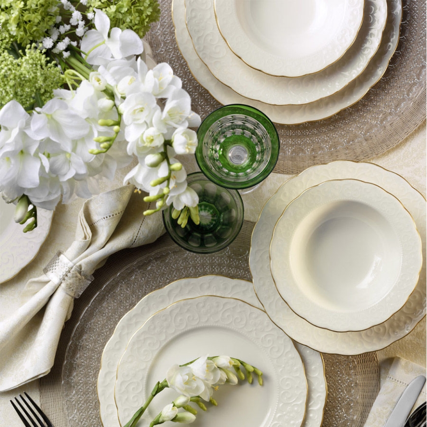 24-osainen posliiniastiasarja, valkoinen/kultainen