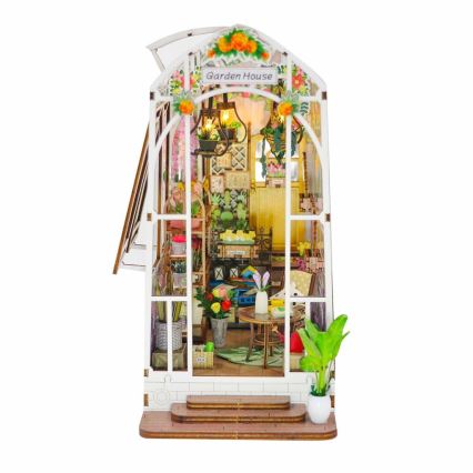 2Kids Toys - Pieni puutarhamökki, 2xAAA paristolla