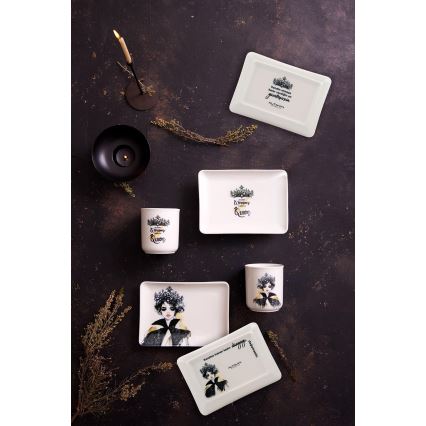 4-osainen posliininen ruokailusetti, musta/valkoinen