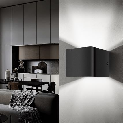 Aigostar - LED-seinävalaisin LED/5,5W/230V 10x10 cm musta