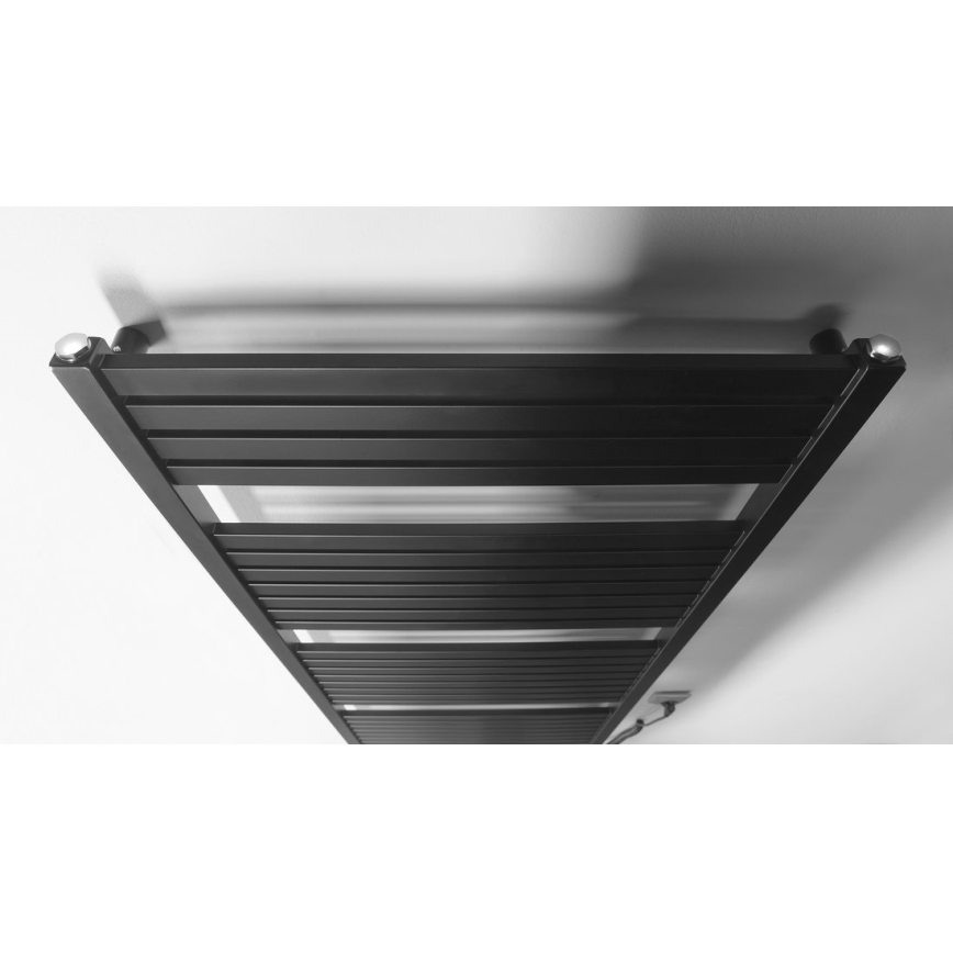 Aqualine - Kylpyhuoneen sähkö jäähdytin TONDI-E 600W/230V 169 cm matta musta suora