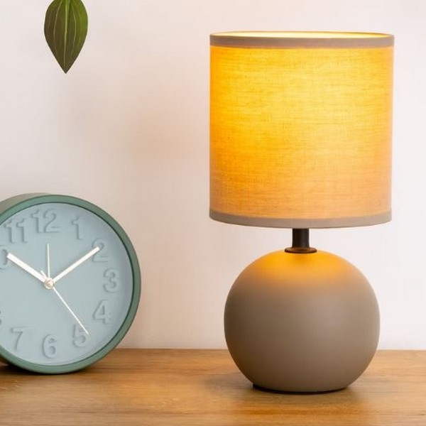 Atmosphera - Pöytävalaisin TIMÉO 1xE14/60W/230V taupe/kerma