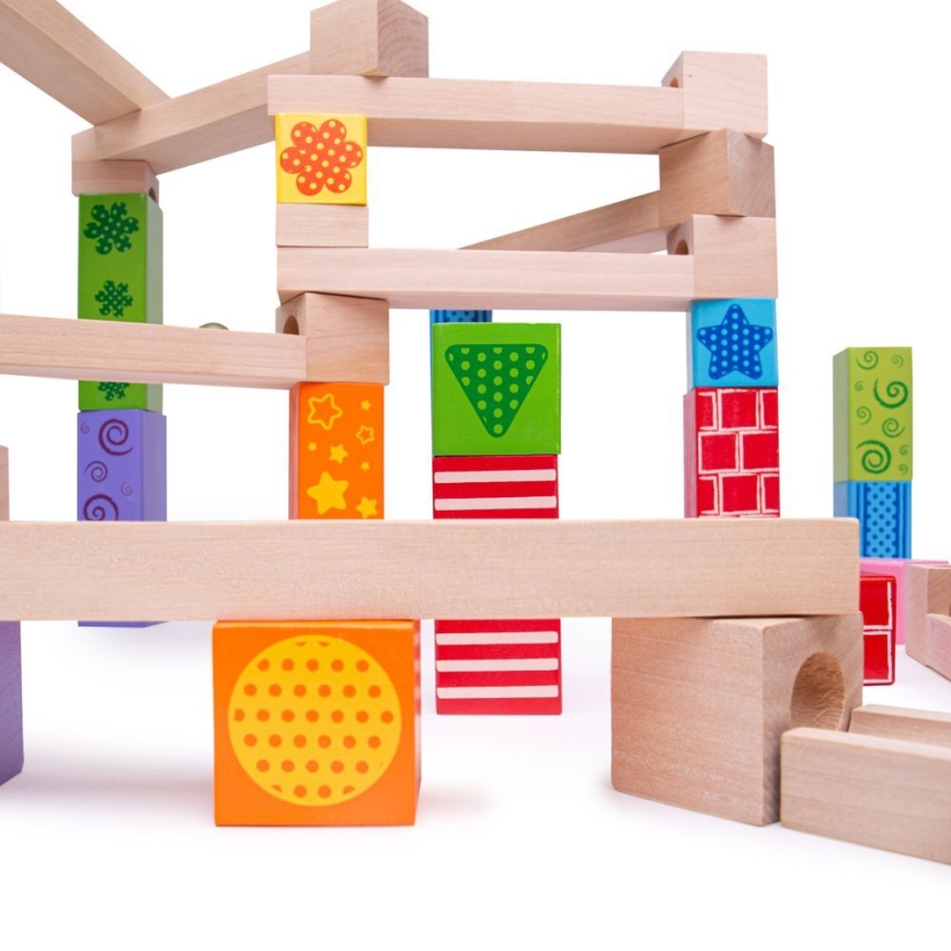 Bigjigs Toys - Puinen marmorirunko värikäs