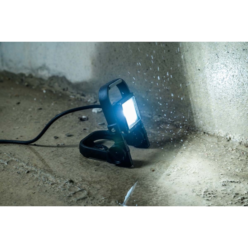 Brennenstuhl - LED-ulkovalonheitin jalalla LED/10W/230V 6500K IP65