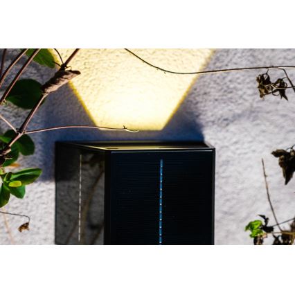 Brilagi - LED aurinkokenno seinävalo anturilla SOLAR CUBE LED/2W/3,2V IP54
