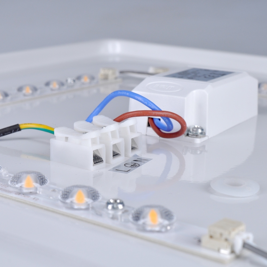 Brilagi - LED-kattovalaisin PLAIN LED/24W/230V 3000K