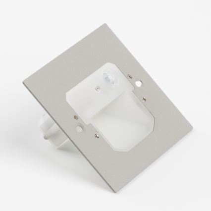 Brilagi - Portaiden LED-valaisin liike- ja hämärätunnistimella JACK LED/1,5W/230V 3000/4000/6500K valkoinen