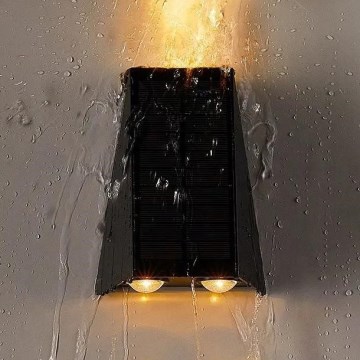 Brilagi - LED-seinäaurinkovalaisin PYRAMID LED/2W/3,2V IP54