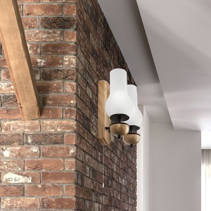 Brilagi - Seinävalaisin COTTAGE 2xE14/40W/230V tammi/valkoinen