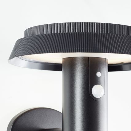 Brilliant - LED aurinkokäyttöinen seinävalaisin anturilla ALVERO LED/4W/3,7V 2000 mAh IP44