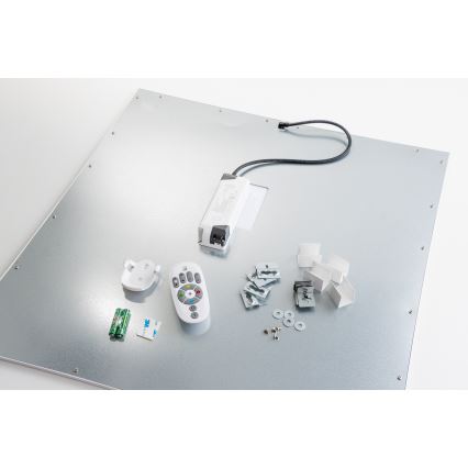 Eglo 32547 - LED RGBW Himmennettävä pinta-asennettava/upotettu paneeli 2in1 SALOBRENA-C LED/34W/230V valkoinen 60x60 cm + kaukosäädin