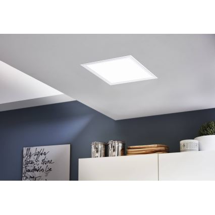 Eglo 32812 - LED-kattopaneeli SALOBRENA LED/16W/230V