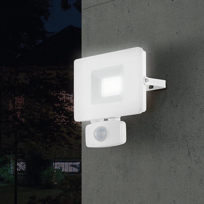 Eglo 33157 - LED-valonheitin anturilla FAEDO 3 LED/20W/230V IP44