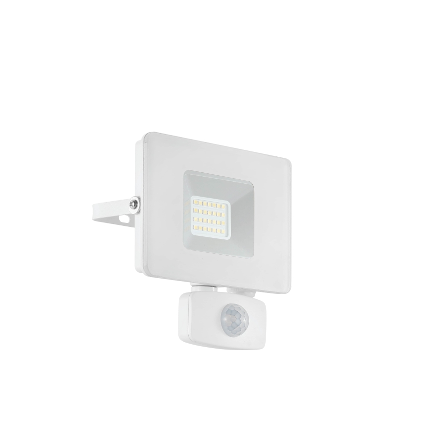 Eglo 33157 - LED-valonheitin anturilla FAEDO 3 LED/20W/230V IP44
