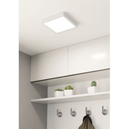 Eglo - LED-kattovalaisin kylpyhuoneeseen LED/17W/230V IP44 valkoinen