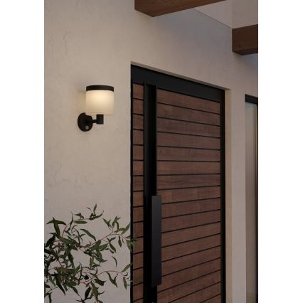 Eglo - LED-seinäaurinkovalaisin anturilla LED/7,5W/3,7V IP44