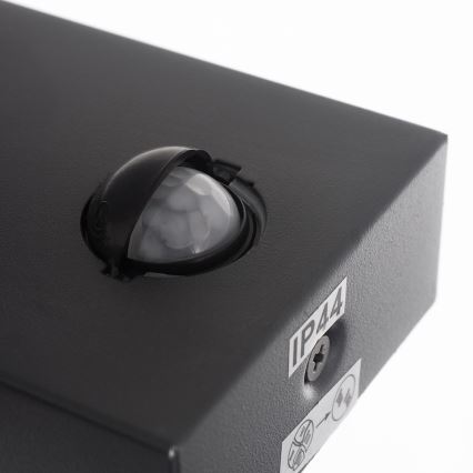 Eglo 97451 - Ulkoseinävalaisin anturilla CALDIERO 1xE27/10W/230V IP44