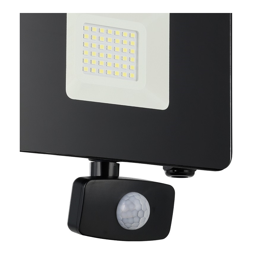 Eglo 97462 - LED-valonheitin anturilla FAEDO 3 LED/30W/230V IP44