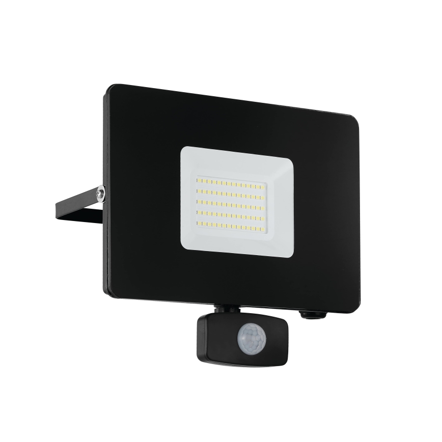 Eglo 97463 - LED-valonheitin anturilla FAEDO 3 LED/50W/230V IP44