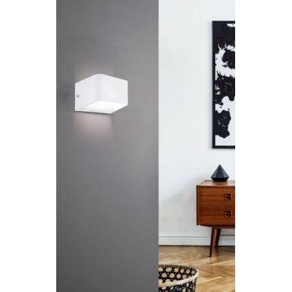 Eglo - LED-seinävalaisin LED/6W/230V 3000K valkoinen
