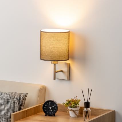Eglo - LED-seinävalaisin TUNJA 1xE27/60W/230V mattakromi/ruskea