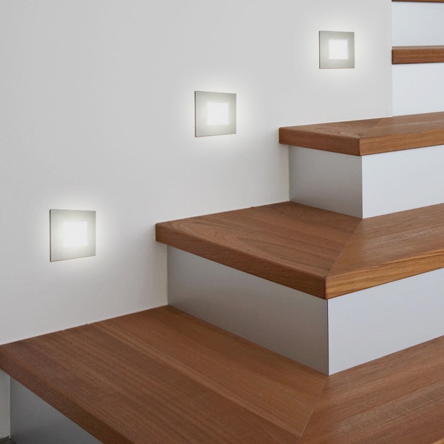Emithor 48302 - LED-portaikkovalaisin 16xLED/1W/230V
