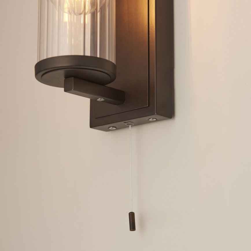 Endon 94077 - Kylpyhuoneen seinävalaisin TAYLOR 1xE27/10W/230V IP44 ruskea