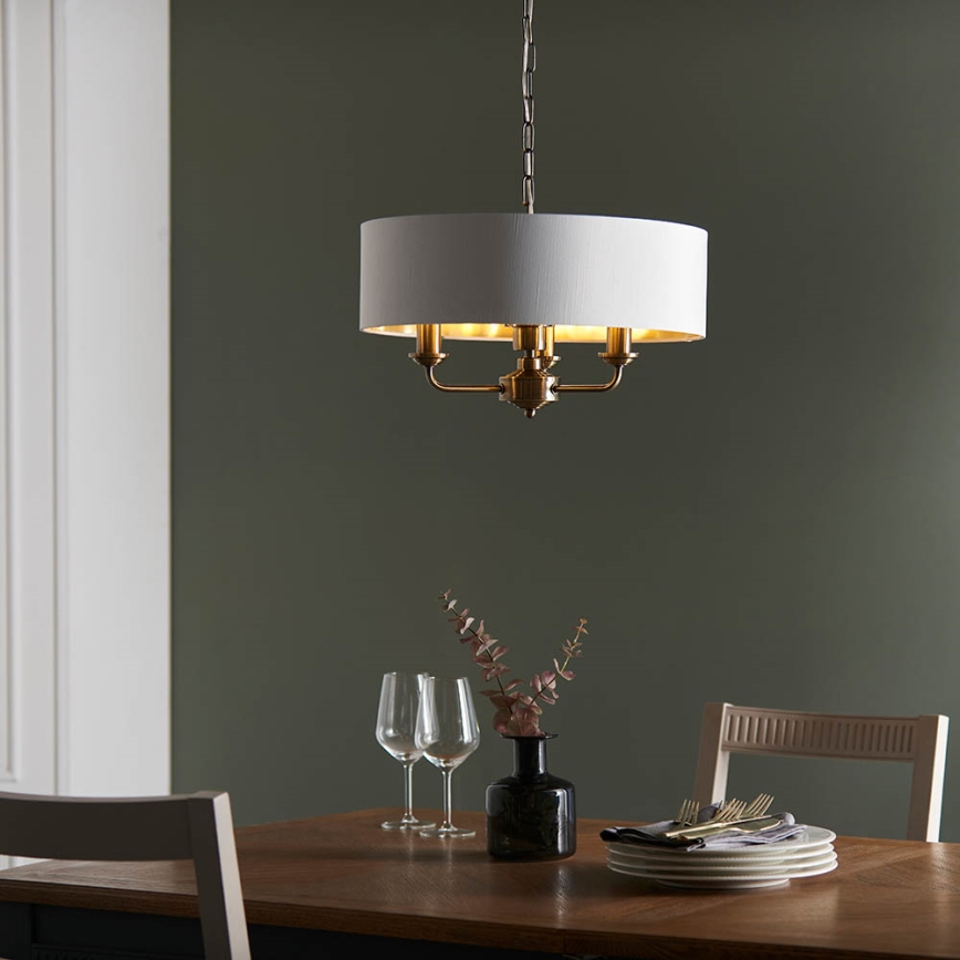 Endon 98934 - Kattokruunu ketjussa HIGHCLERE 3xE14/40W/230V valkoinen/messinki