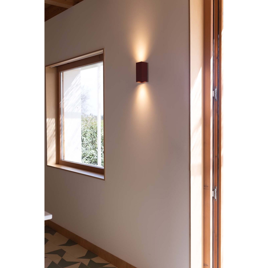 FARO 40568 - Seinävalaisin SOLE 2xGU10/8W/230V tiili aallotettu kulmikas