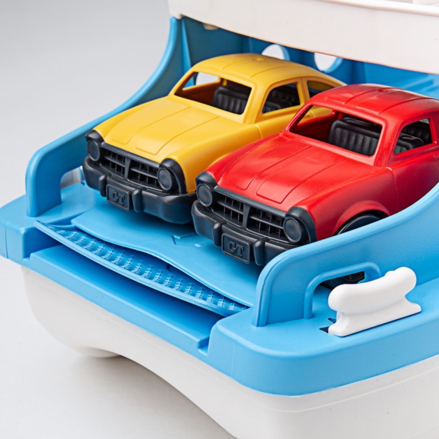 Green Toys - Lautta autoilla valkoinen/sininen