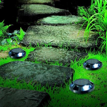 Grundig 12338 - LED-aurinkovalaistus 3xLED/1xAAA
