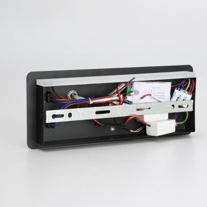 Immax 08288L - LED Seinävalaisin hyllyllä, USB-portilla ja langattomalla latauksella Be PREPARE LED/3W/230V + LED/3W musta