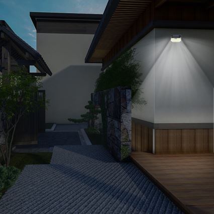 LED aurinkokenno seinävalaisin anturilla LED/4W/5,5V IP65
