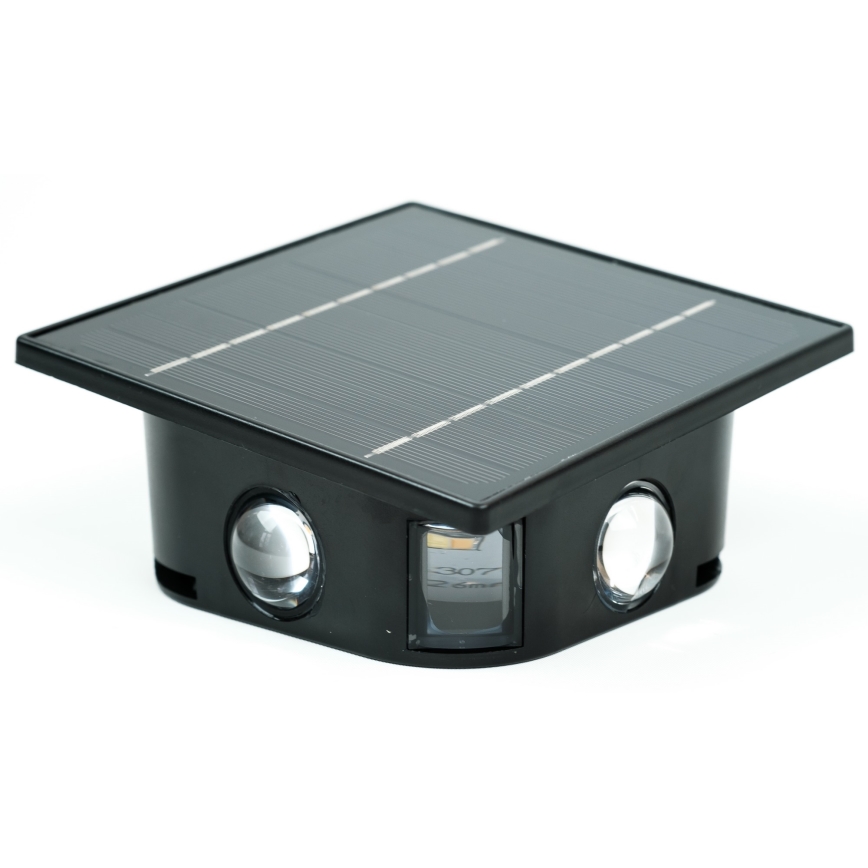 LED aurinkokenno seinävalaisin anturilla LED/2W/5V IP54