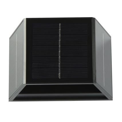 LED aurinkokenno seinävalaisin anturilla LED/2W/5V IP54