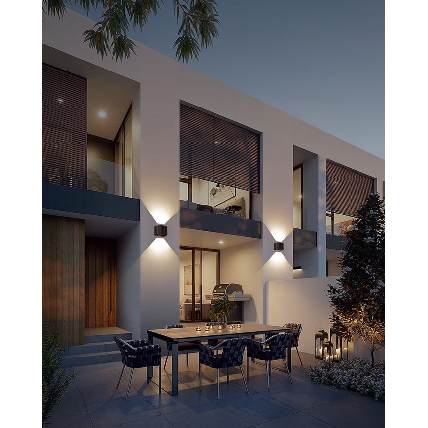 LED aurinkokenno seinävalaisin anturilla LED/2W/5V IP54