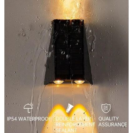 LED aurinkokenno seinävalaisin anturilla LED/2W/5V IP54