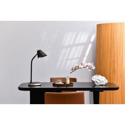 Himmennettävä LED-pöytävalaisin langattomalla latauksella FINCH LED/9W/12/230V harmaa/kiiltävä kromi