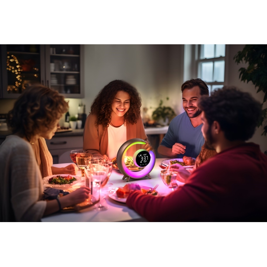 LED RGBW Himmennettävä pöytävalaisin herätyskellolla LED/20W/5V USB hopea