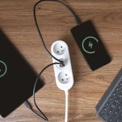 Jatkojohto 2 pistorasiaa + 2x USB-A + USB-C 1,4 m