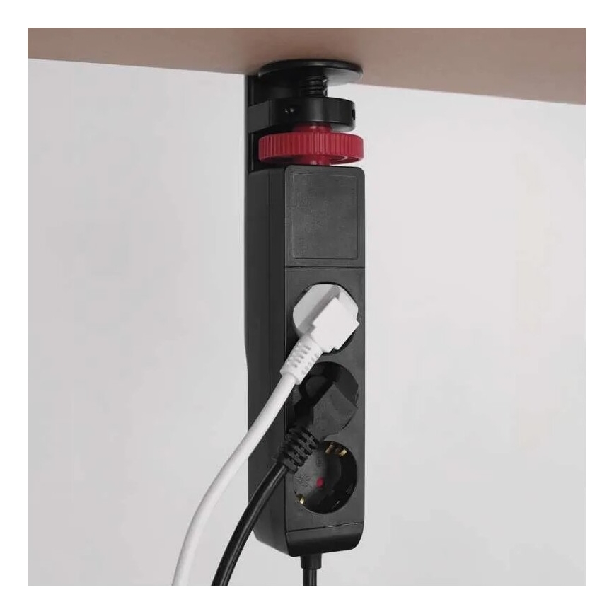 Jatkojohto kanssa attachment to pöytä 3Z + 3xUSB 1,5m musta