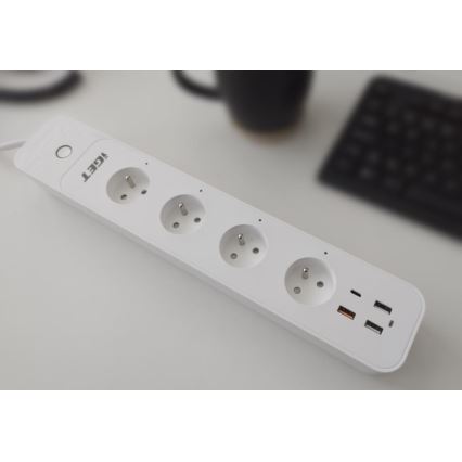 Jatkojohto 1,5 m 4Z + 4xUSB Wi-Fi