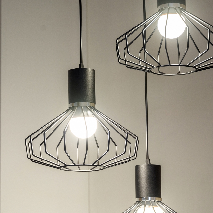 Kaapelikiinnitteinen riippuvalaisin SOLANO 3xE27/15W/230V musta/kiiltävä kromi