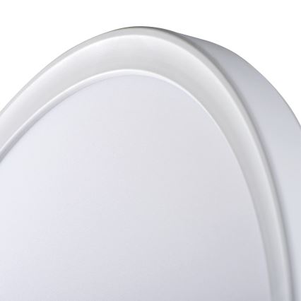 LED-kattovalaisin kylpyhuoneeseen AZPO LED/18,5W/230V halkaisija 29 cm IP54 valkoinen