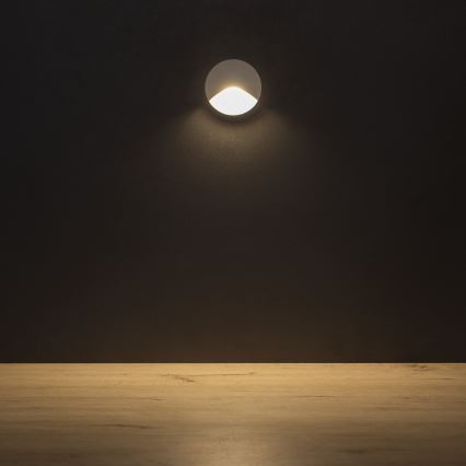 LED-askelvalaisin EXIN LED/2,5W/230V 3000K IP65 valkoinen, pyöreä