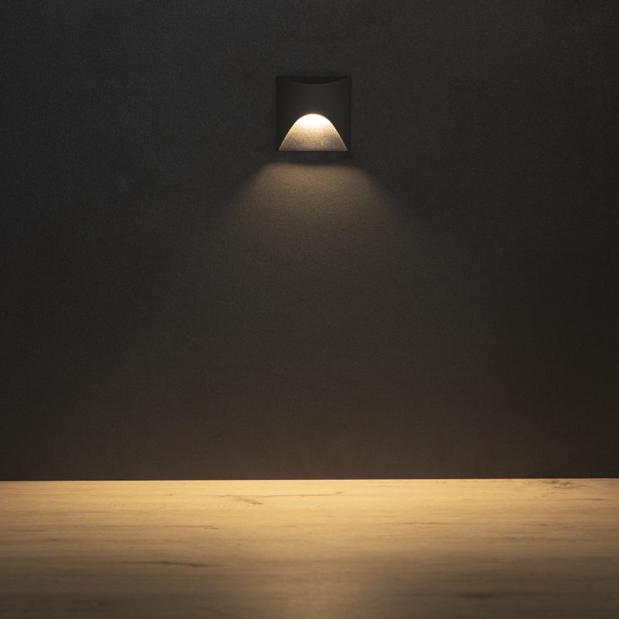 LED-porrasvalaisin EXIN LED/2,5W/230V 3000K IP65 antrasiitti kulmikas