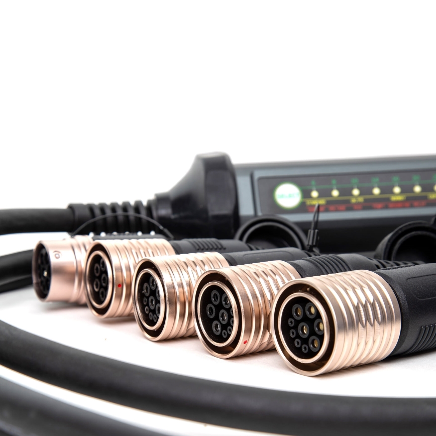 Kannettava laturi sähköautoihin kanssa 4 adapterit Tyyppi 2 32A/480V 22kW 5m IP67