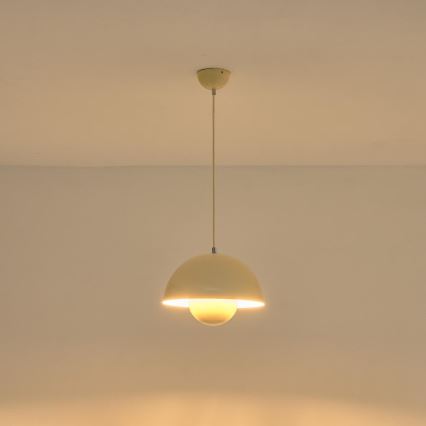 Kattokruunu johdossa 1xE27/15W/230V kerma