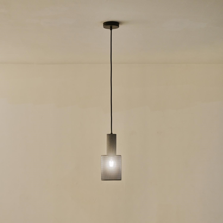 Kattokruunu johdossa 1xE27/40W/230V musta