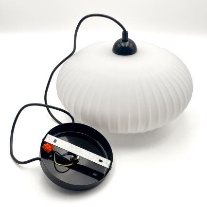 Kattokruunu johdossa HARMA 1xE27/15W/230V halkaisija 30 cm valkoinen/musta
